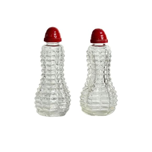 Vintage Waffle Pattern Salt & Pepper Shakers with Red Lids | Retro Kitchen - Picture 2 of 10